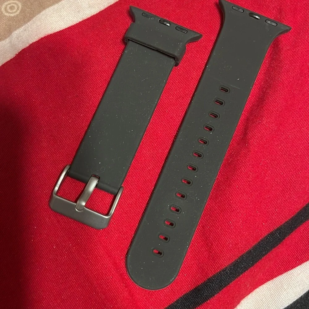 Must bundle: Apple Watch Band